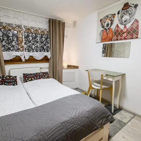 Tajemniczy Ogrod Scisle Centrum Апартаменты *